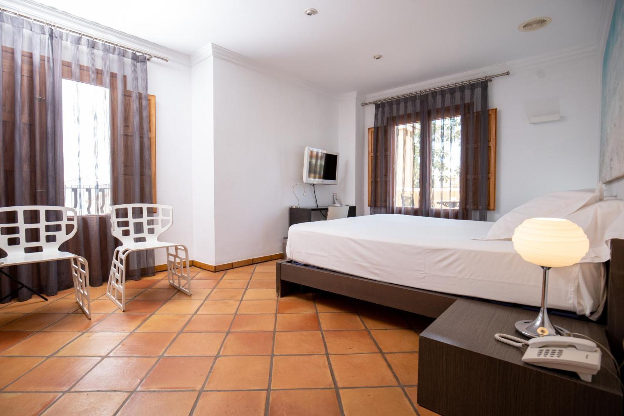 Hotel Nou Roma Denia Luaran gambar